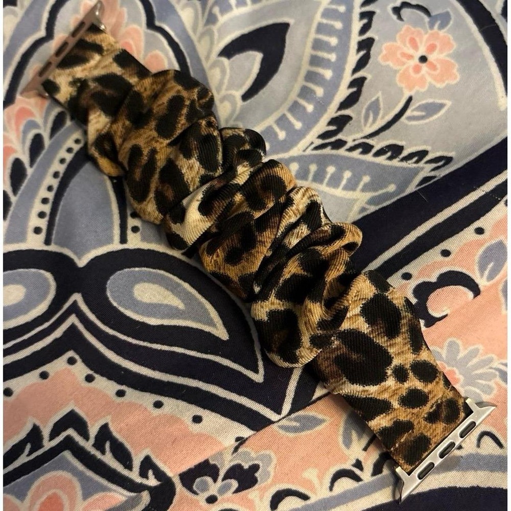 NEW Leopard Cheetah Fabric Scrunchie Band for Apple Watch 42mm/44mm/45mm